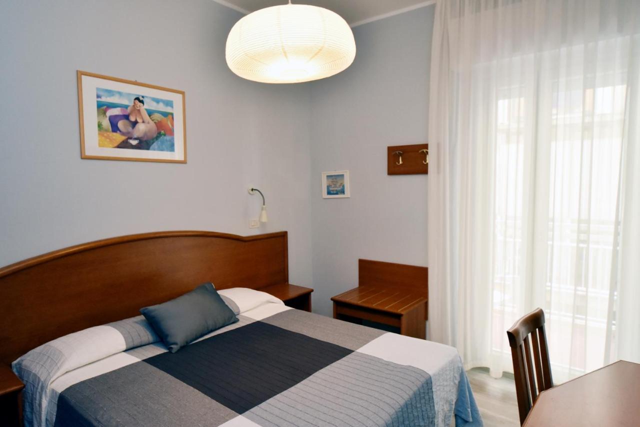 Hotel Mirabella Riccione Ngoại thất bức ảnh
