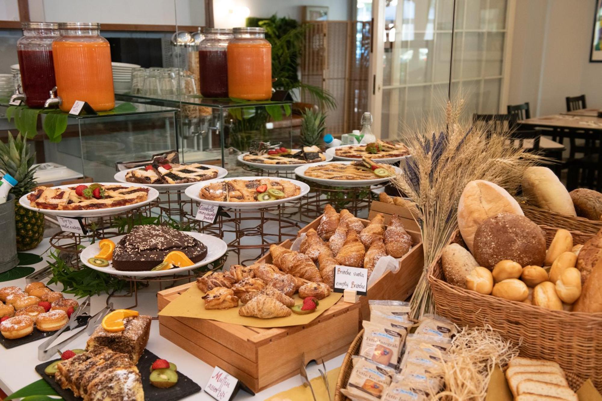 Hotel Mirabella Riccione Ngoại thất bức ảnh