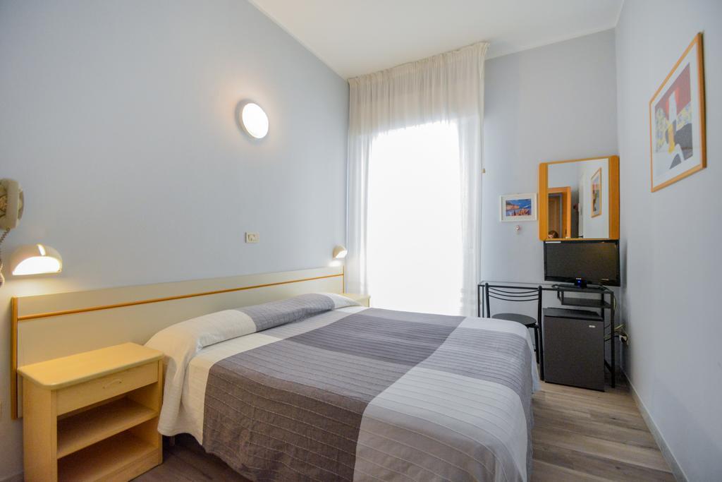 Hotel Mirabella Riccione Ngoại thất bức ảnh